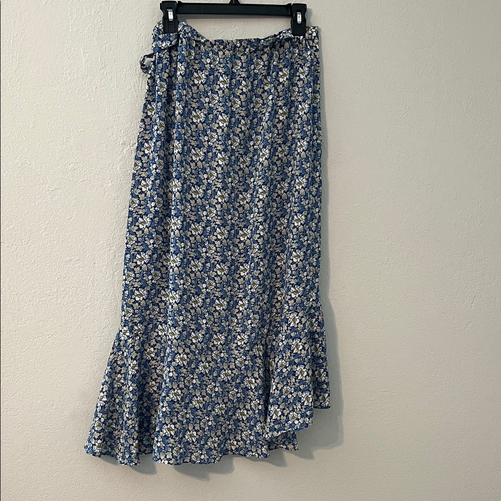 Max Studio Blue Floral Midi Skirt Size M NWT - Picture 5 of 7